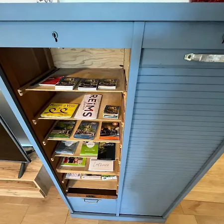 Les Rives Remoises Apartman *