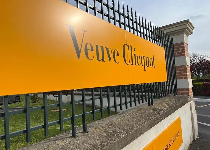 Les Rives Remoises Апартаменты